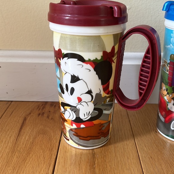 5 for $25 🛍️ Disney Parks Cups - Picture 2 of 8